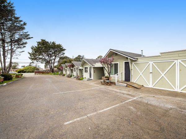 Mendocino Home 1027115