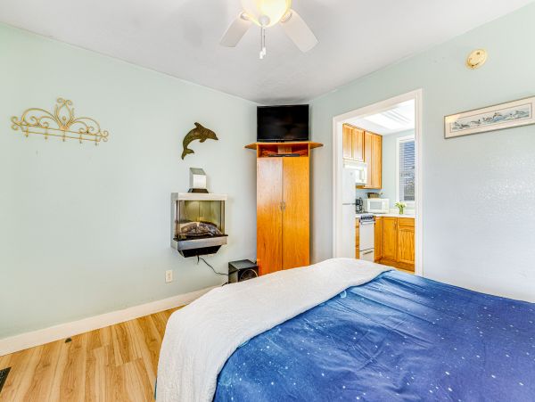 Mendocino Home 1027116
