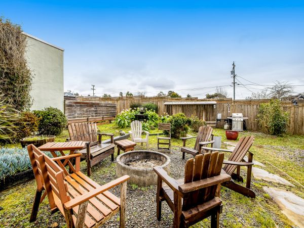 Mendocino Home 1027118