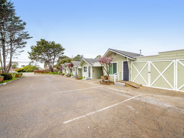 Mendocino Home 1027119
