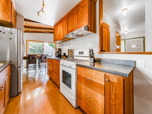 Mendocino Home 1027121