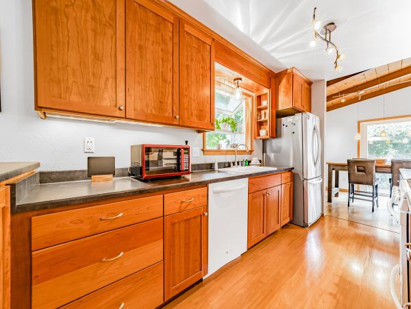 Mendocino Home 1027121