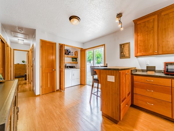 Mendocino Home 1027121