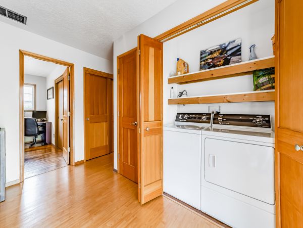 Mendocino Home 1027121