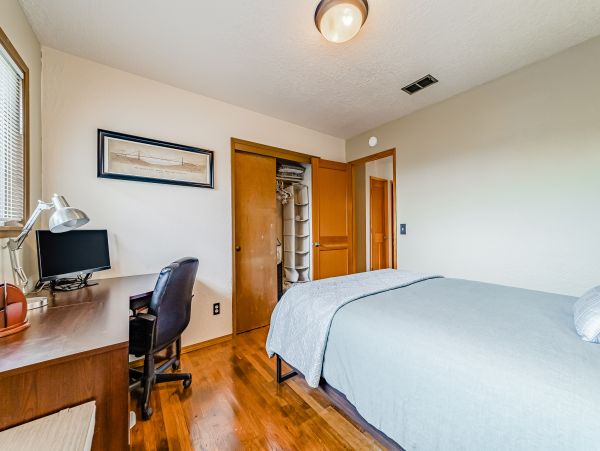 Mendocino Home 1027121