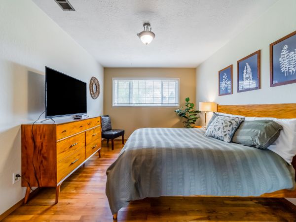 Mendocino Home 1027121