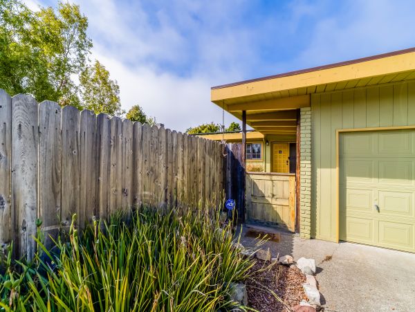 Mendocino Home 1027121