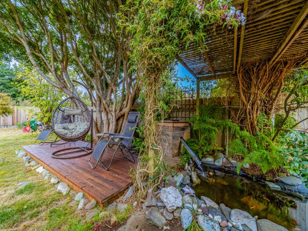 Mendocino Home 1027121