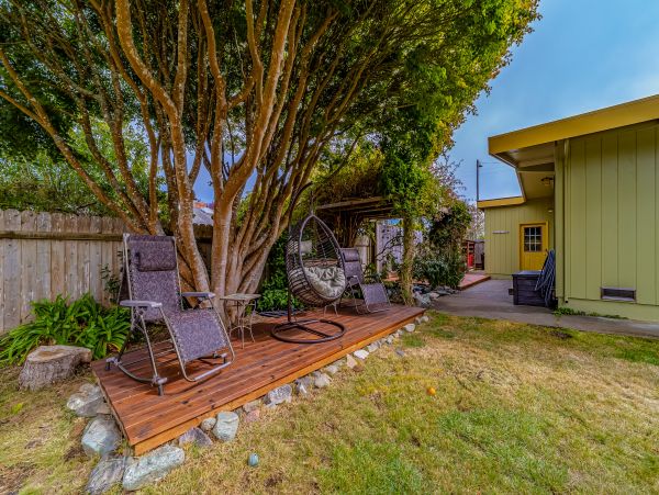 Mendocino Home 1027121