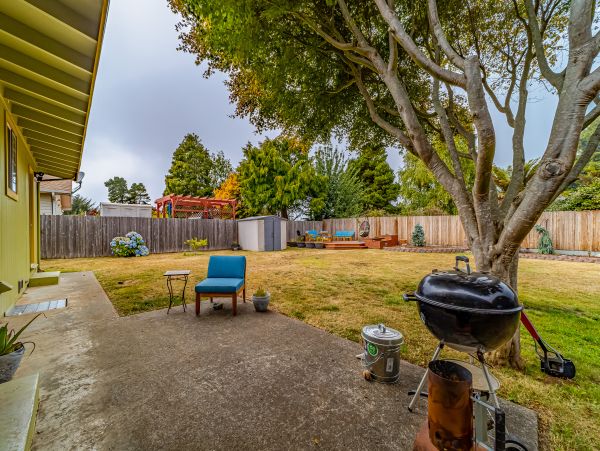 Mendocino Home 1027121