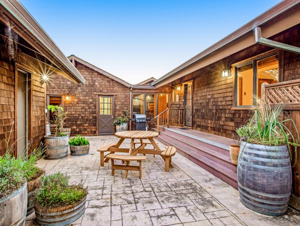 Mendocino Home 1027122