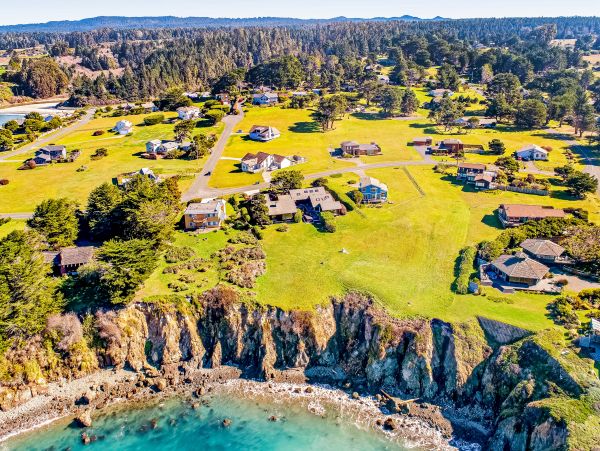 Mendocino Home 1027122
