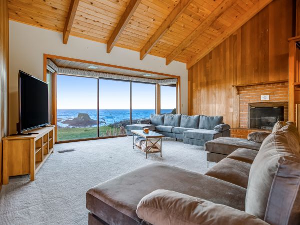 Mendocino Home 1027123