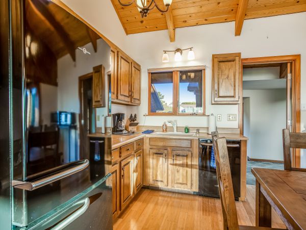 Mendocino Home 1027123