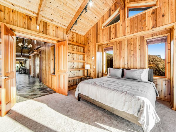 Mendocino Home 1027123
