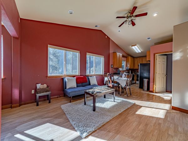 Mendocino Home 1027124