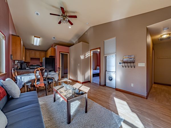 Mendocino Home 1027124