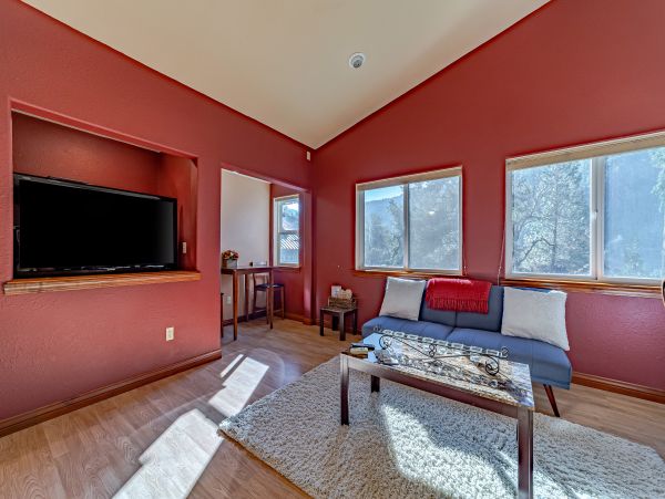 Mendocino Home 1027124