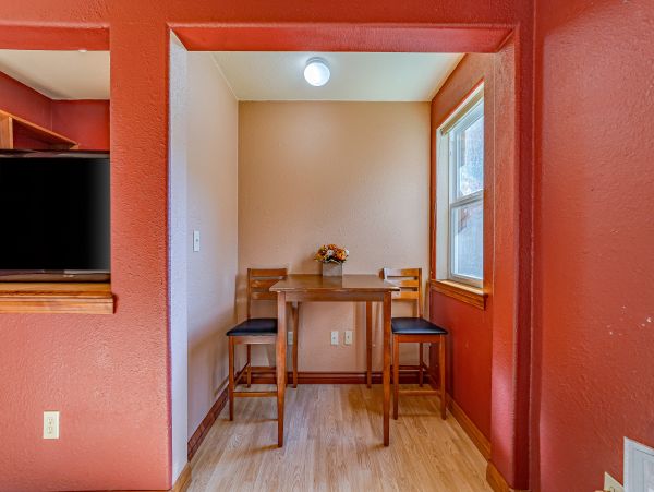 Mendocino Home 1027124