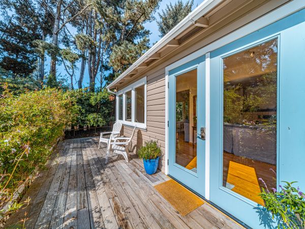 Mendocino Home 1027125
