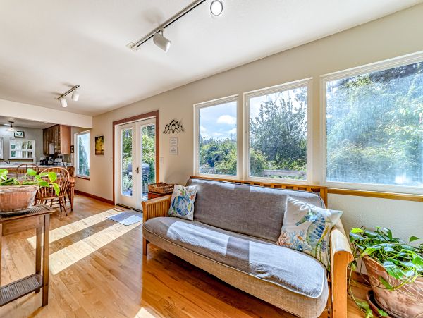 Mendocino Home 1027125