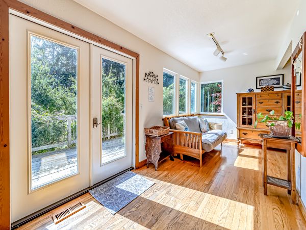 Mendocino Home 1027125