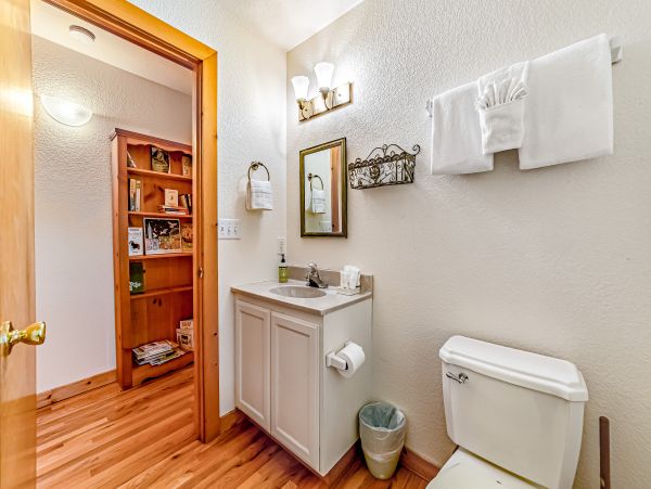 Mendocino Home 1027125