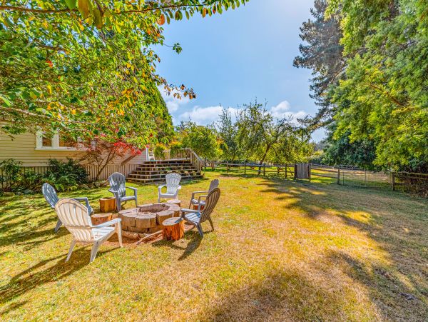 Mendocino Home 1027125