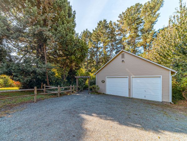 Mendocino Home 1027125