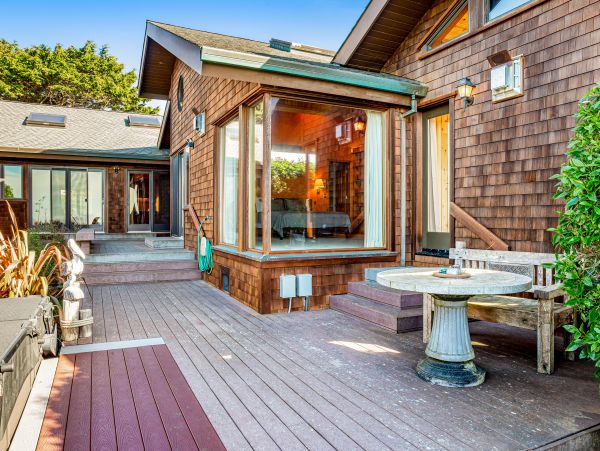Mendocino Home 1027127