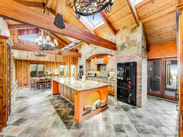 Mendocino Home 1027127