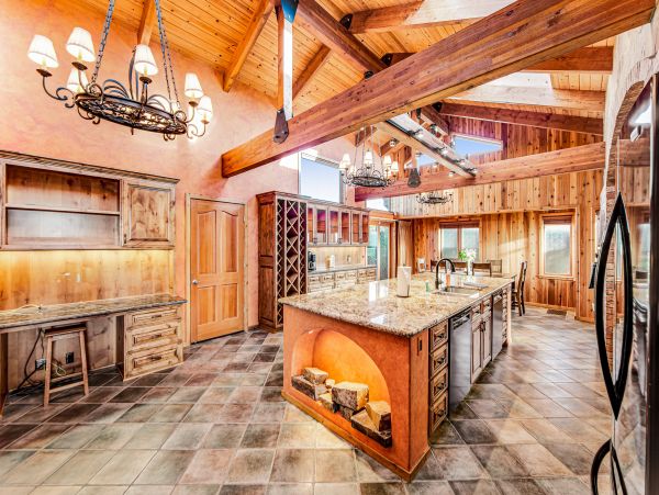 Mendocino Home 1027127