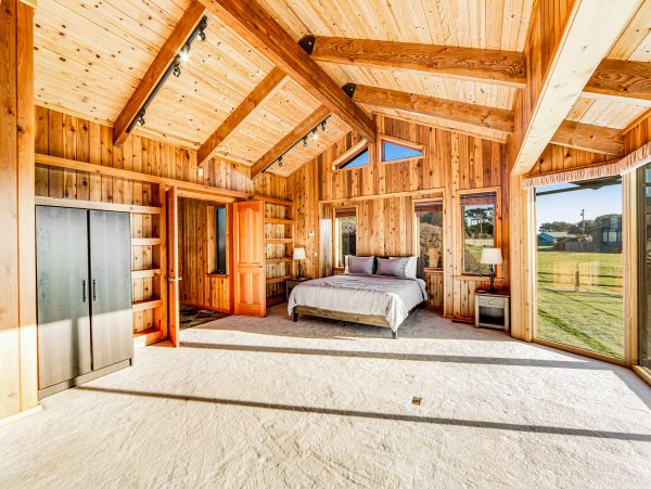 Mendocino Home 1027127