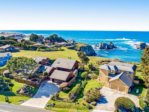 Mendocino Home 1027127