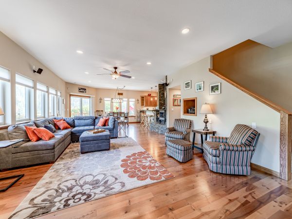 Mendocino Home 1027128