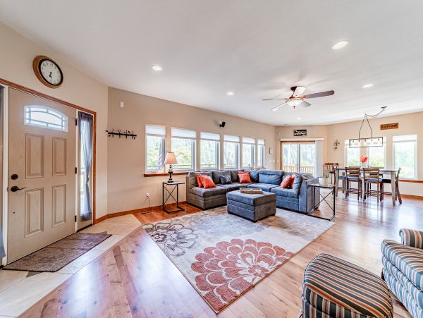 Mendocino Home 1027128