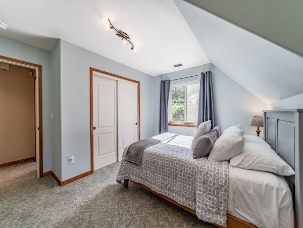 Mendocino Home 1027128