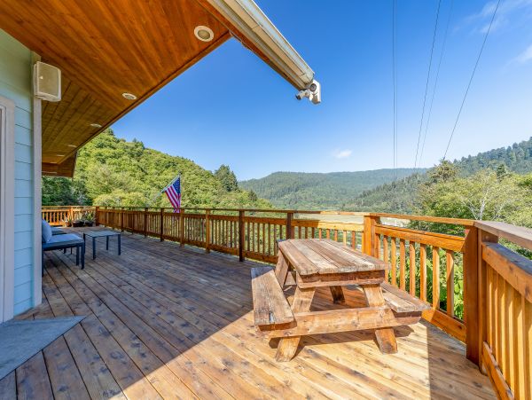 Mendocino Home 1027128