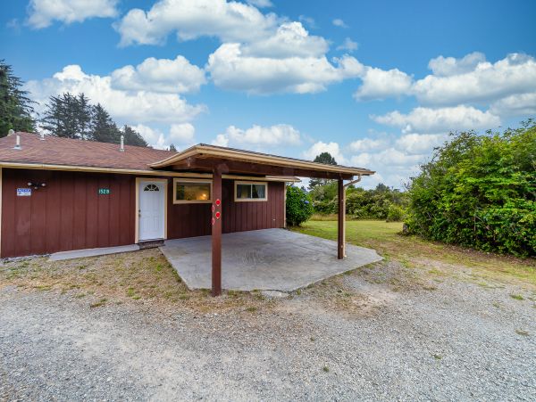 Mendocino Home 1027129