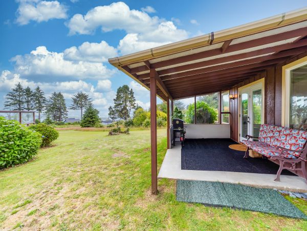 Mendocino Home 1027129