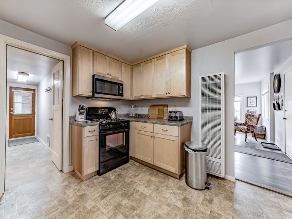 Mendocino Home 1027130