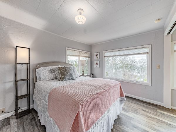Mendocino Home 1027130