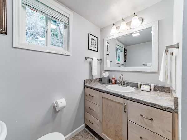 Mendocino Home 1027130