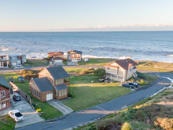 Mendocino Home 1027131
