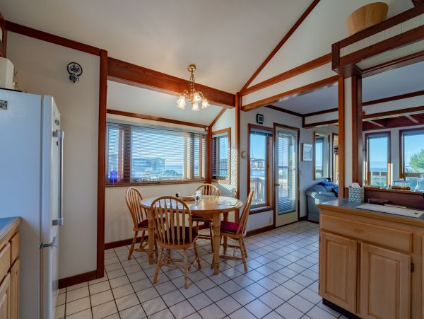 Mendocino Home 1027131