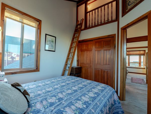 Mendocino Home 1027131