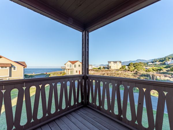 Mendocino Home 1027131