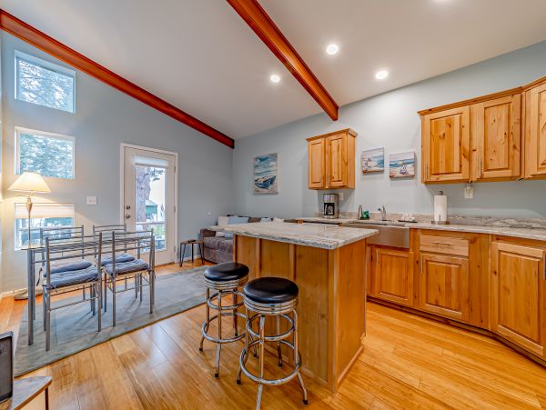 Mendocino Home 1027132
