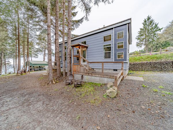 Mendocino Home 1027132