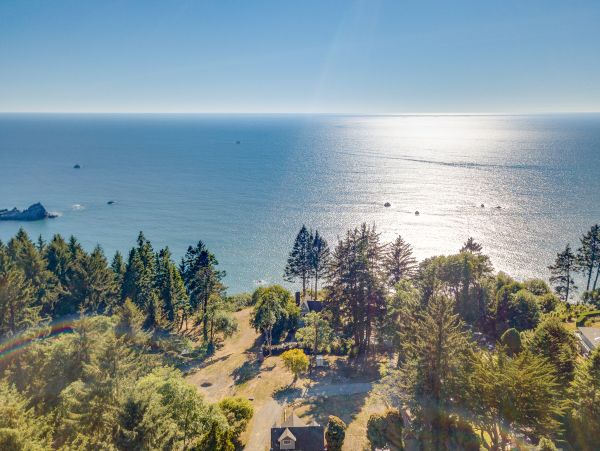 Mendocino Home 1027132